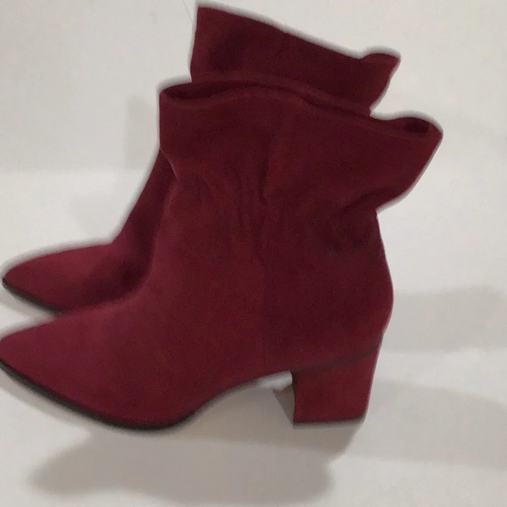 Sole Society leather suede booties burgundy NWOT